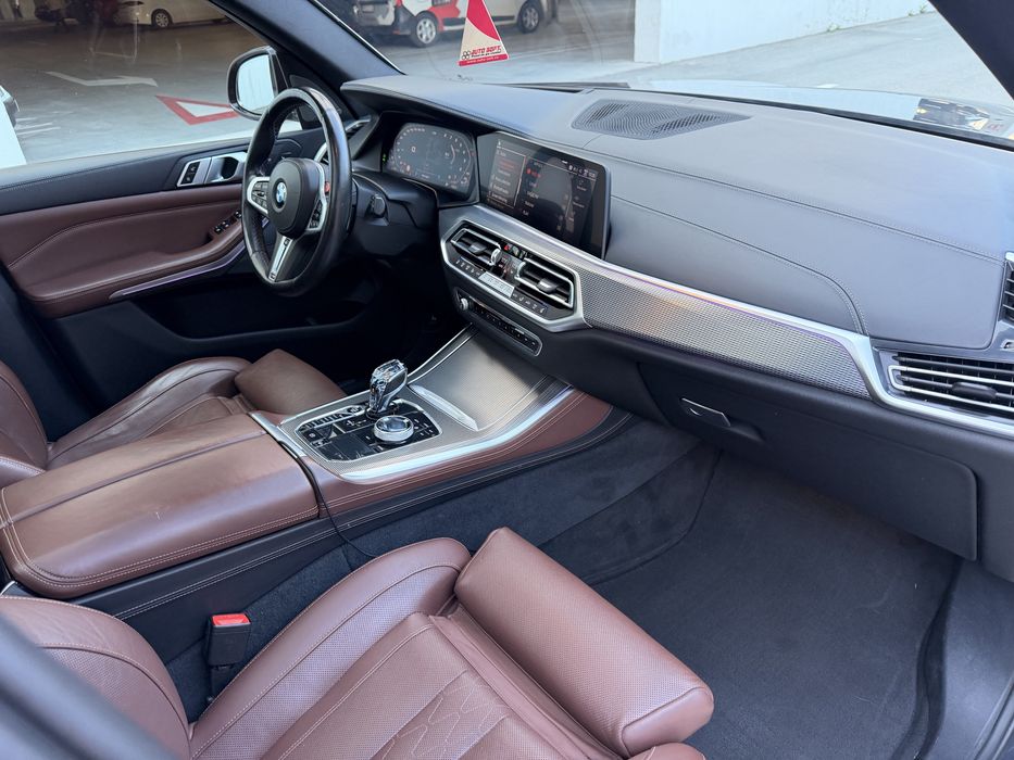 BMW X5 Pachet M Performance/Sky Lounge/Soft close/Head-up/Distronic/