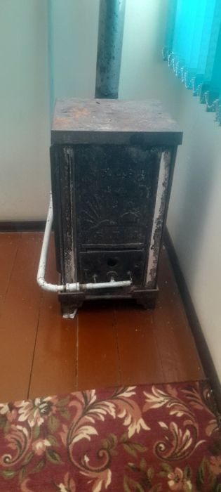 Chugun pechka zavodda ishlangan