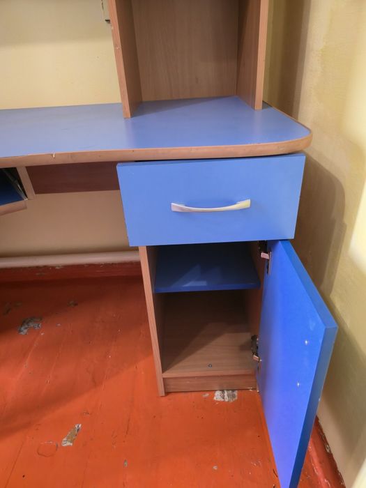 Рабочий стол для компьютера