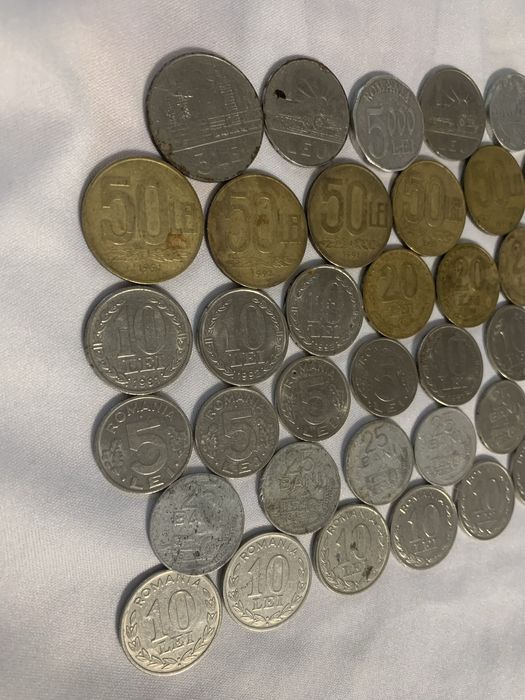 Vând colecție de monede vechi!