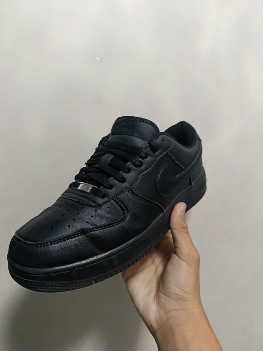 Продам Nike Air Force 1 Black
