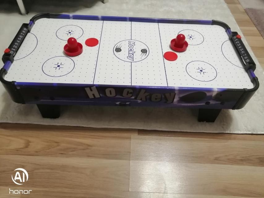 детски въздушен хокей