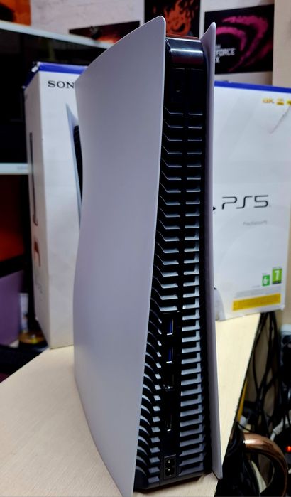 Продам Playstation 5