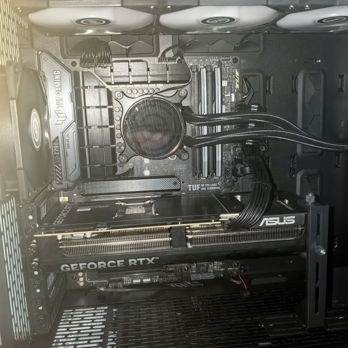 16GB GeForce RTX Asus Prime 5070 Ti