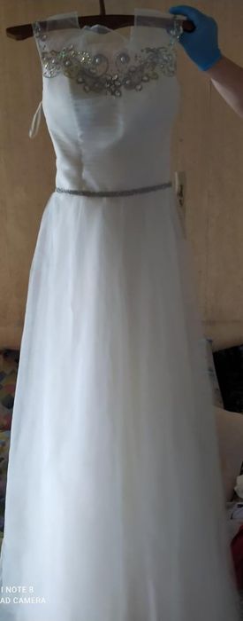 Продам новое свадебное платье