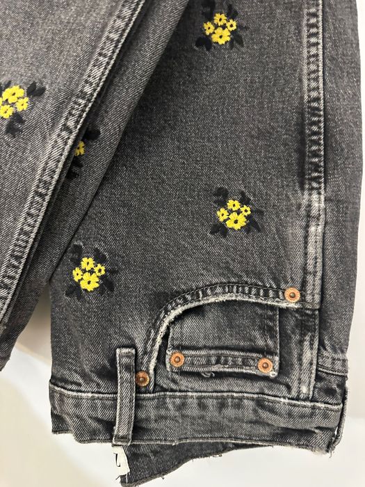 Zara дънки на цветя