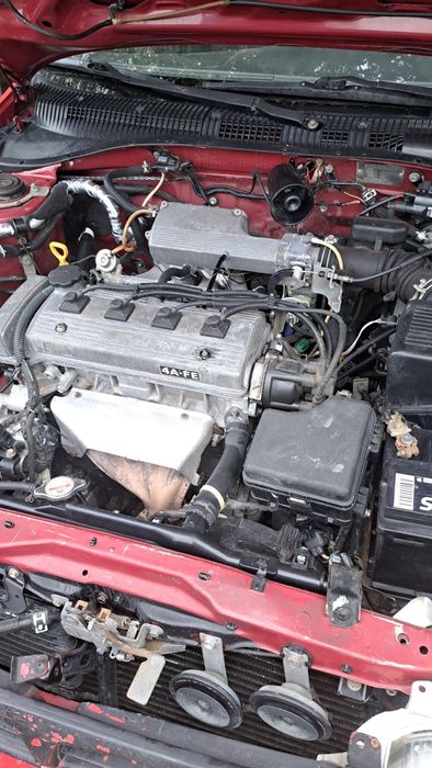 Тойота Карина е 1997г