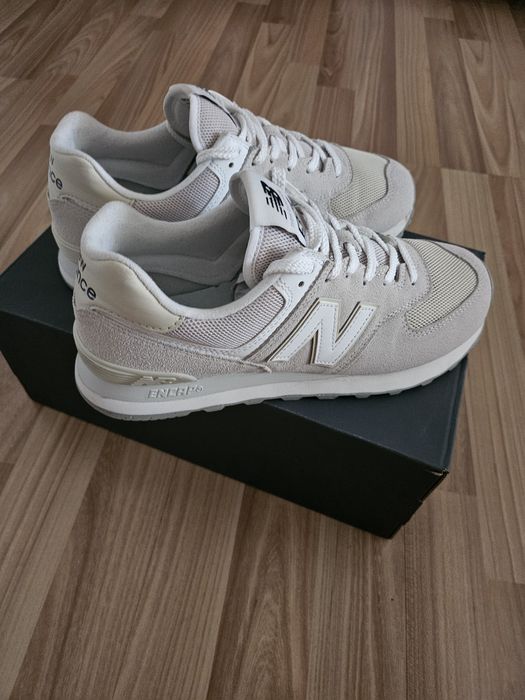 Pantofi New Balance