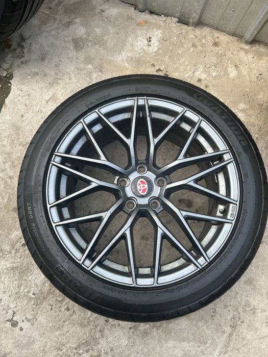 Диски r18 с летней резиной