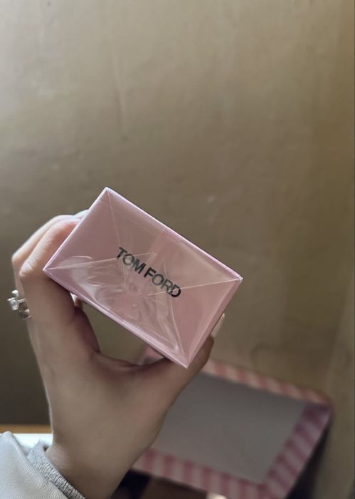 Tom ford rose exposed