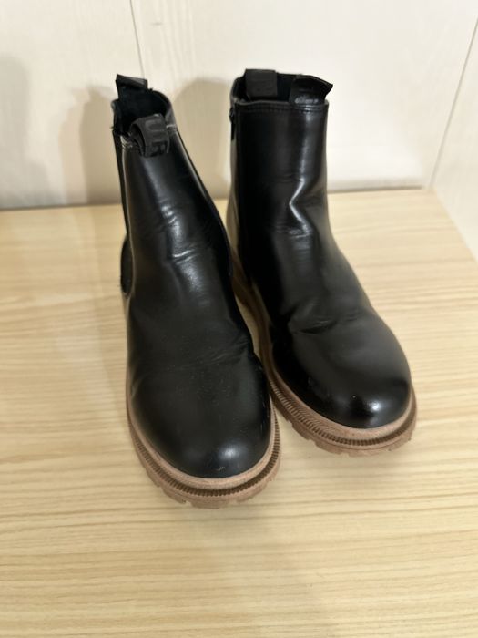 Продам полуботинки детские