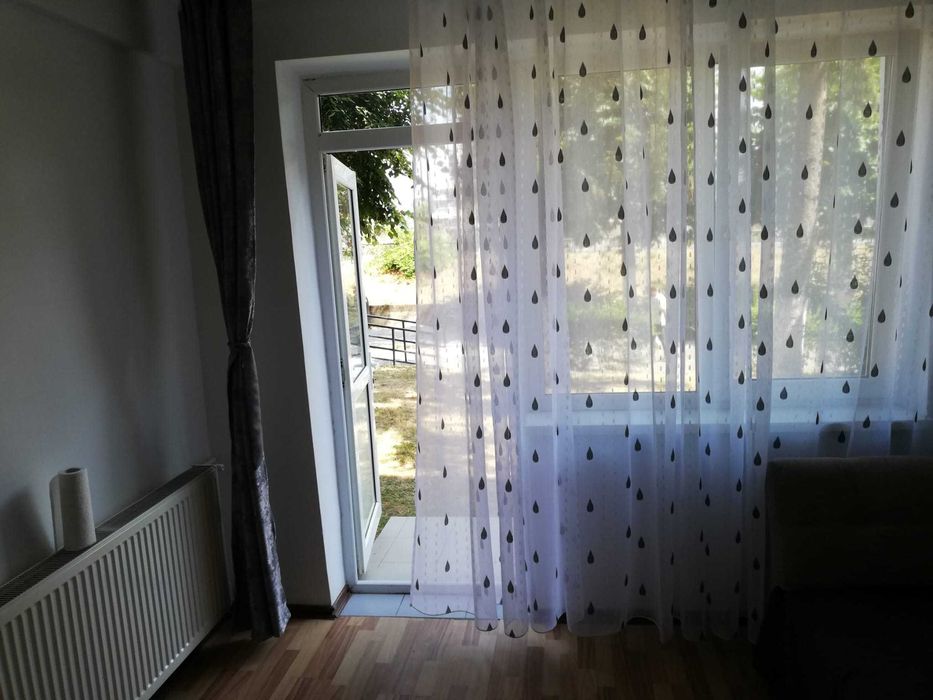 Inchiriez apartament situat in centrul orasului Ramnicu Valcea