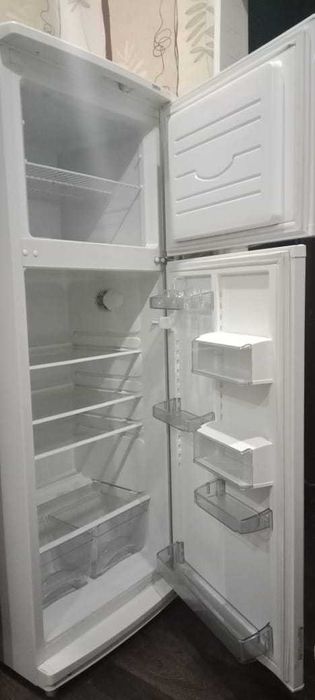 Продам холодильник в хорошем состояний
