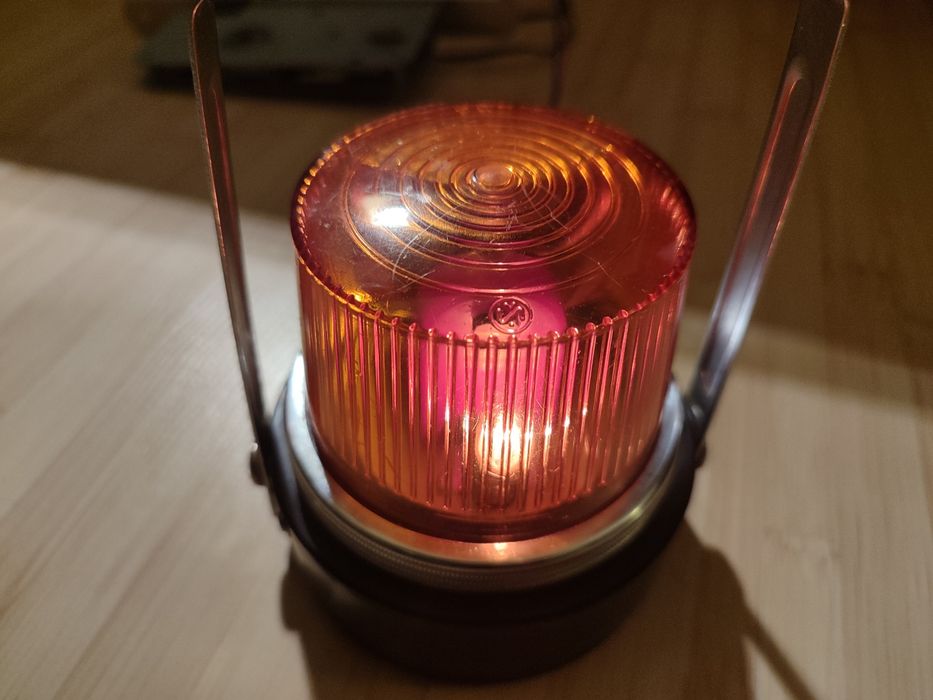 Стари къмпинг лампи