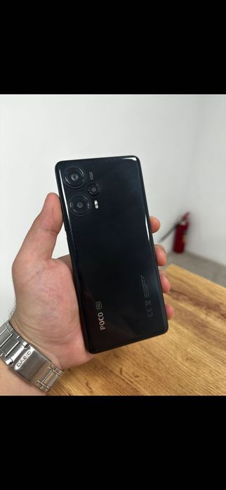 Poco F5 256гб черный