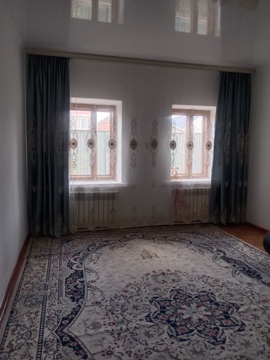 Продам шторы и ковры