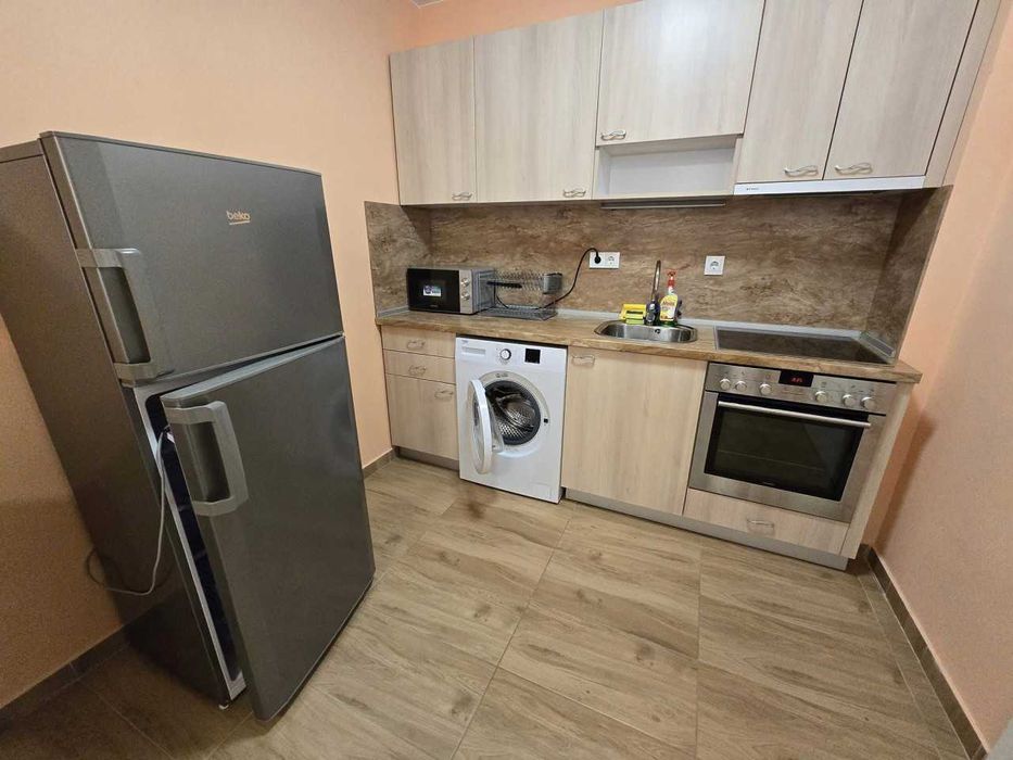 Дава се под наем Двустаен апартамент в Пловдив, Кючук Париж - 60 кв.м за 325 € - Снимка #2