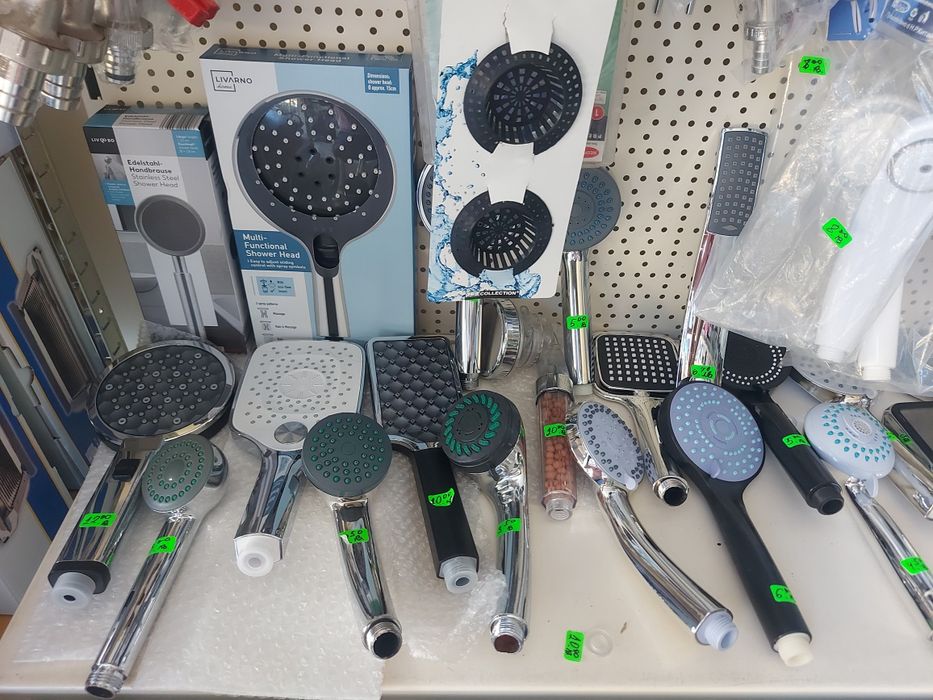Душ слушалки, душ комплекти,шлангове,канелки.