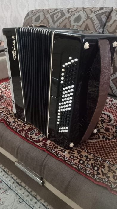 Продам баян в хорошем состоянии
