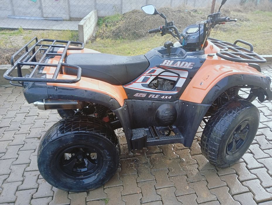 vând tgb blade 425 cc 4x4