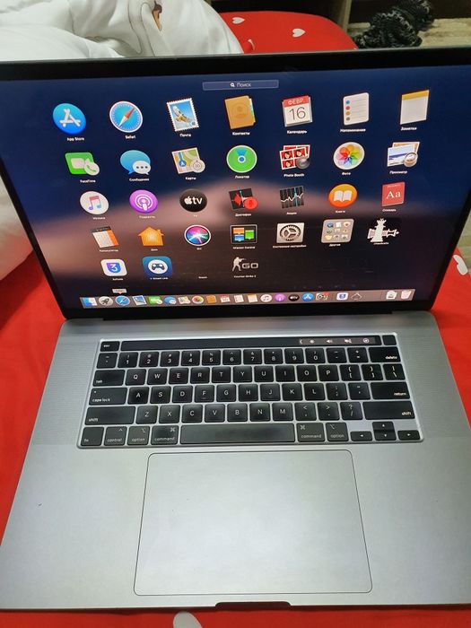 MacBook pro 16 2019 год 32/512