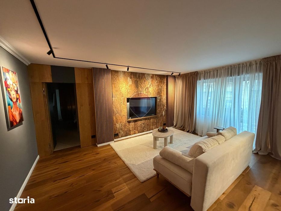 A.I Cuza ,2 camere Lux