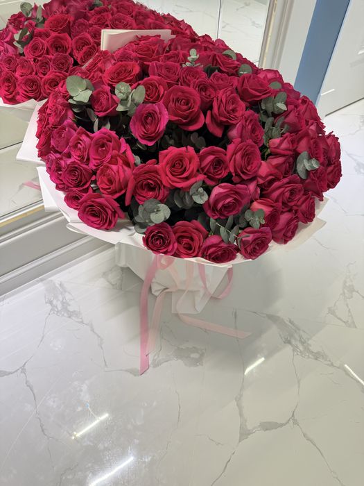 Букет огромных роз