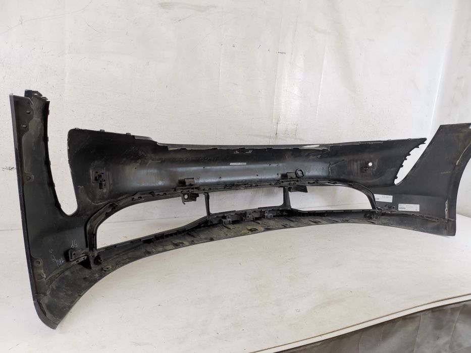 Предна броня Порше Таекан / Porsche Taycan 1 Оригинална, в добро състо