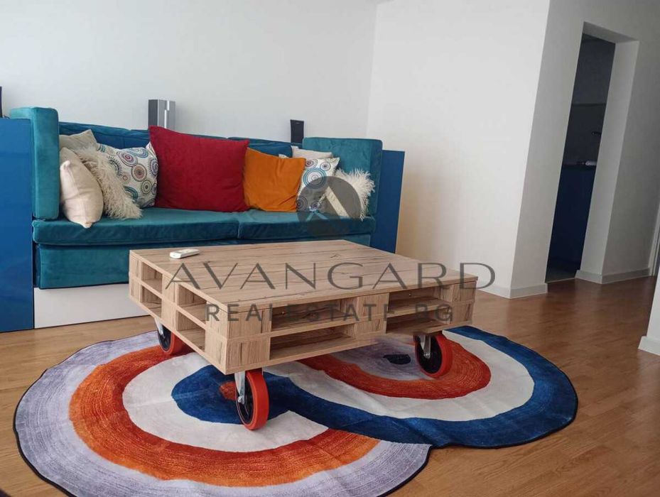 Продава се Едностаен апартамент в Пловдив, Център - 50 кв.м за 1612 €/кв.м - Снимка #1