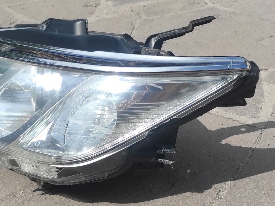 Фара передняя Тойта Камри55