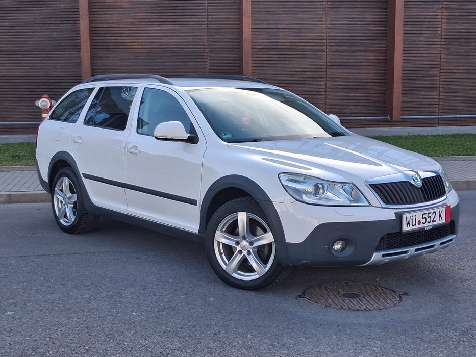 SKODA Octavia 2010 — imagine 3