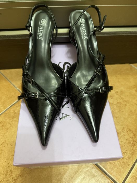 Продам женскую обувь