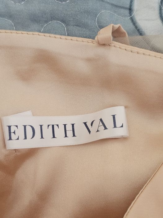 Rochie de ocazie, midi cu tulle si aplicatii