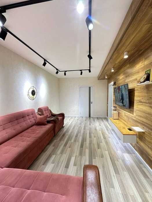 Саламатина  2в3/3/5  56м²