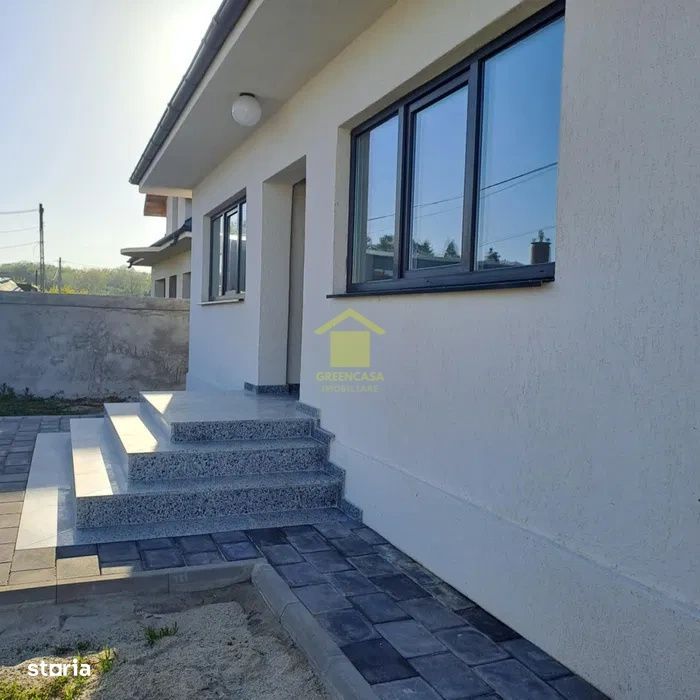 Casa pe parter, 3 camere, teren 450 mp, Ciorogarla