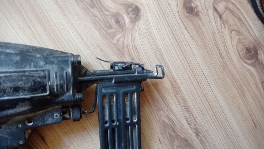 Пневматичен телбод Dutack N 750 Mg / 20-50 mm / 5-8 Bar