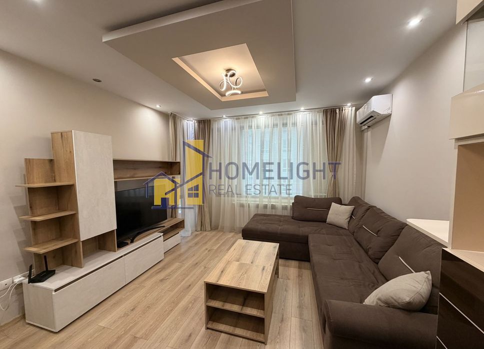 Двустаен апартамент в Дружба 2