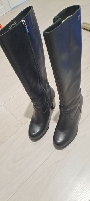 Сапоги на платформе 37 размер,