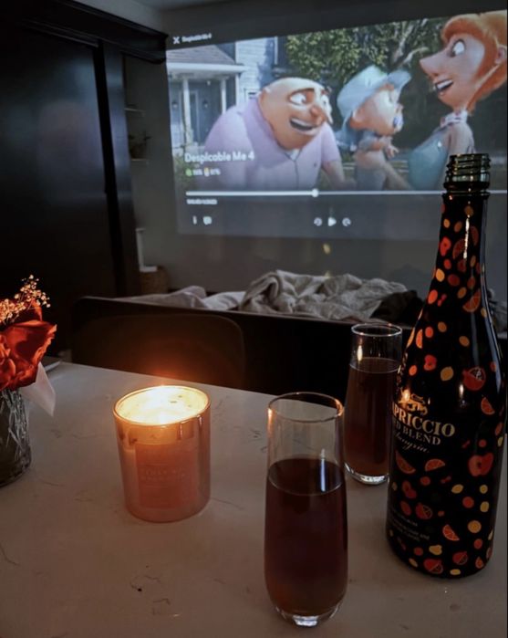 Videoproiector Ultra HD Noi Sigilate