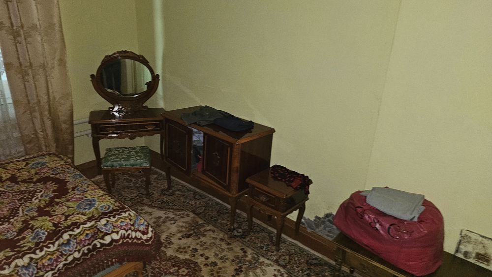 Спальный гарнитур