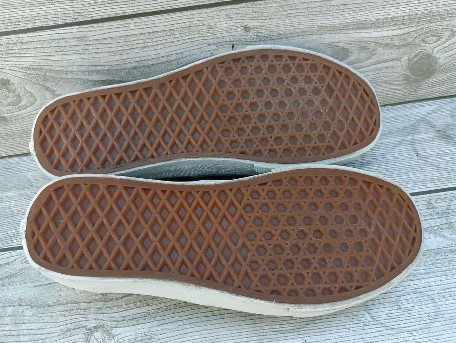 Vans N 38,5 кецове преливащи цветове