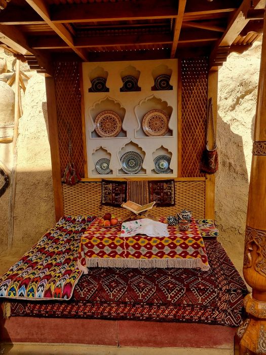 Сертифицированный гид экскурсовод по Ташкенту и Ташобласти.