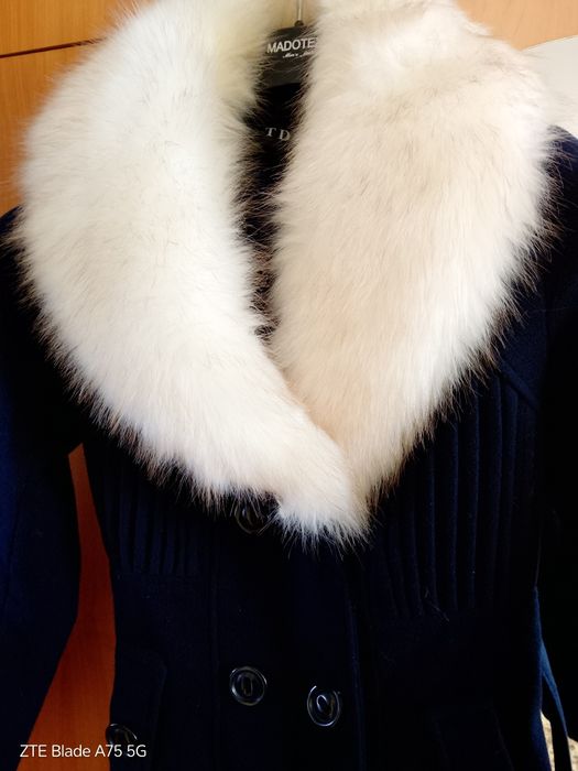 Vând palton damă cu blaniță