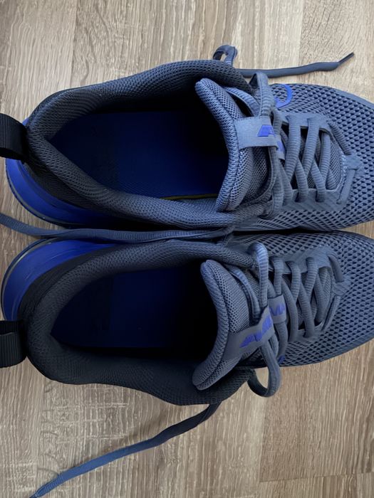 Nike Air Max Trainer 6