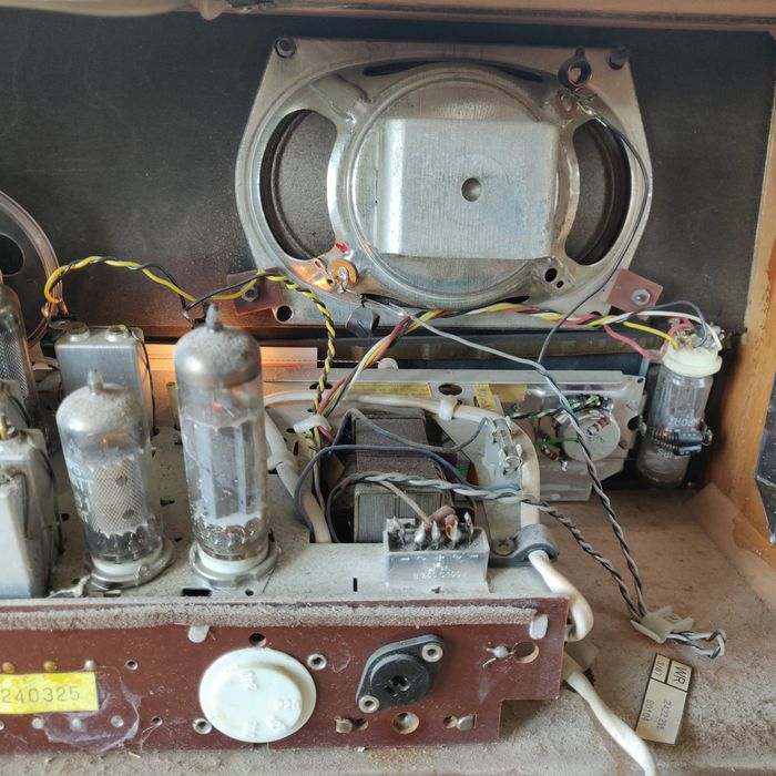 Radio/lampi/Philips B4S62A-defect-VANDUT-