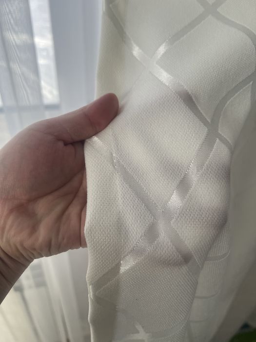 Продам тюли со шторами, на три окна