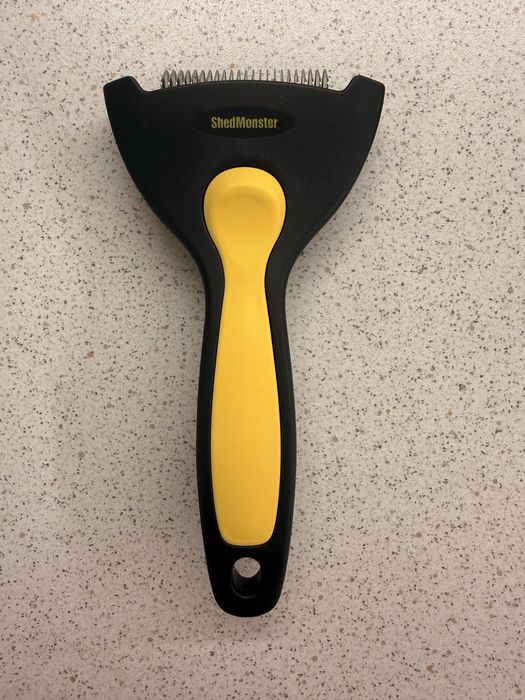 OSTER Hair Brush Long-Haired Breeds Shedmonster - за дълга козината