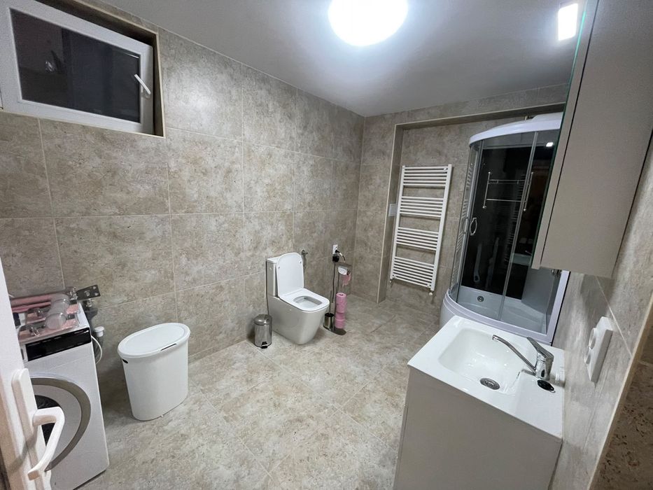 PF Inchiriez ap 2 camere, semidecomandat, Platinia