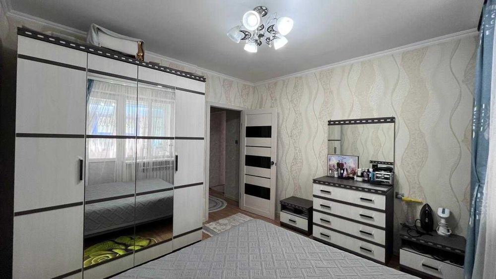 Продам 3-х Гарышкер Ольга империя