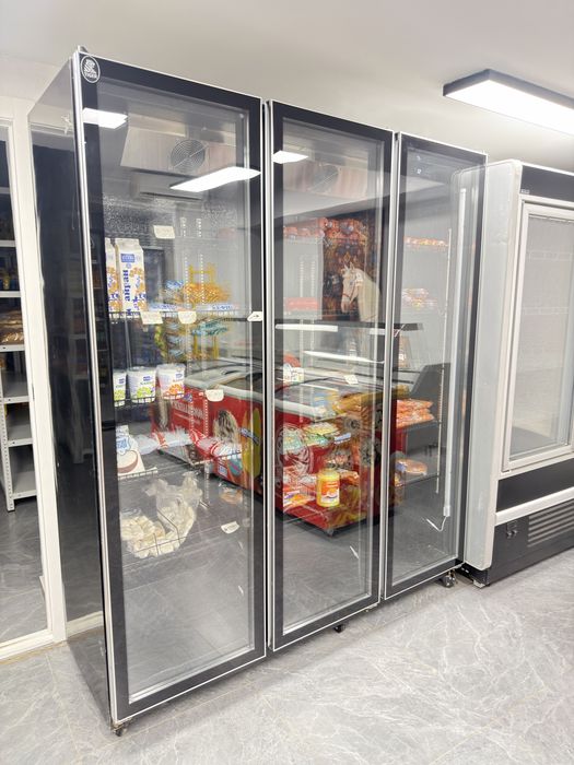 Продам холодильники, морозильники и витрина